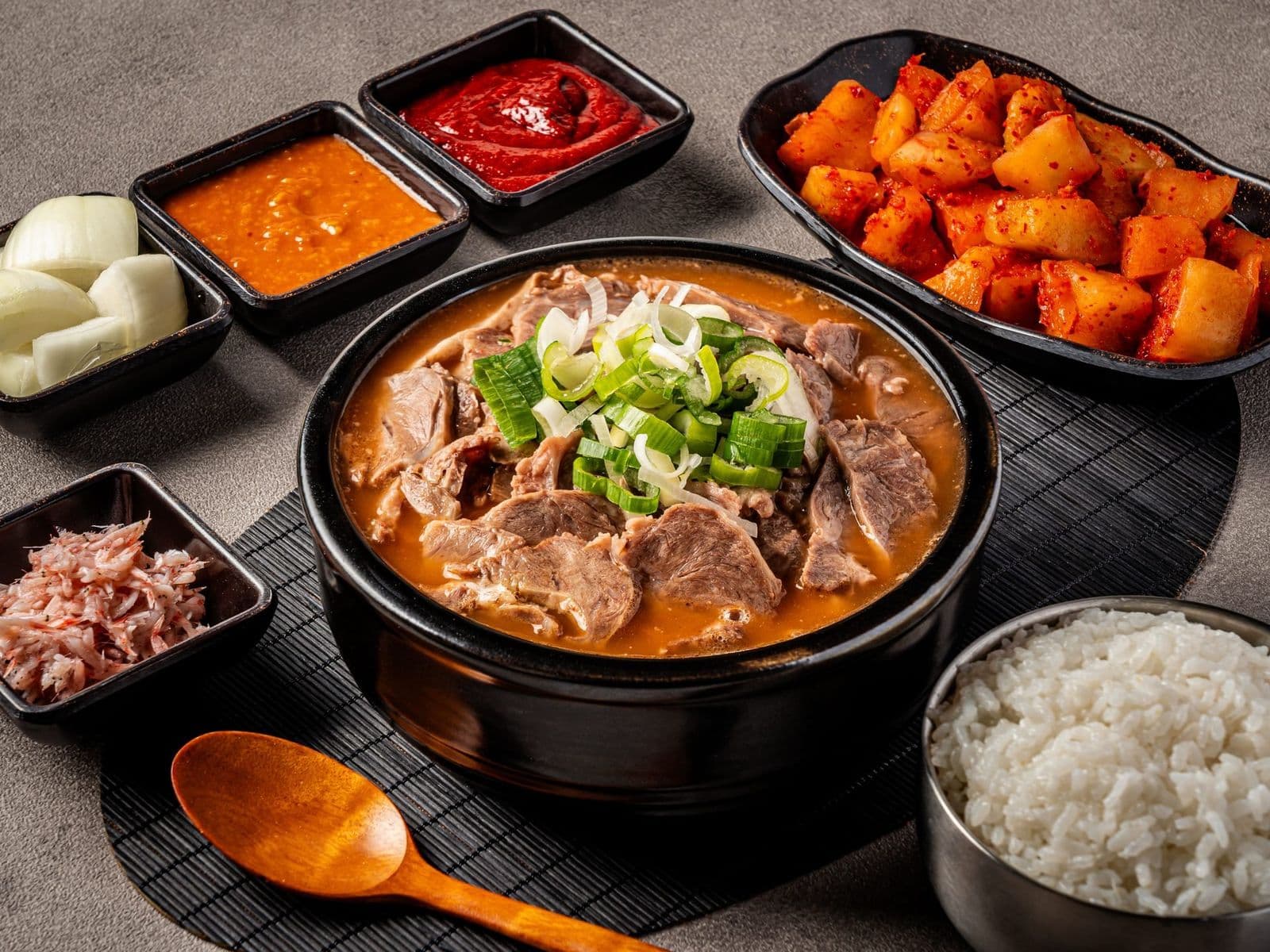 국밥 배달 브랜드(2) 배달음식사진 - 탑뷰 컷