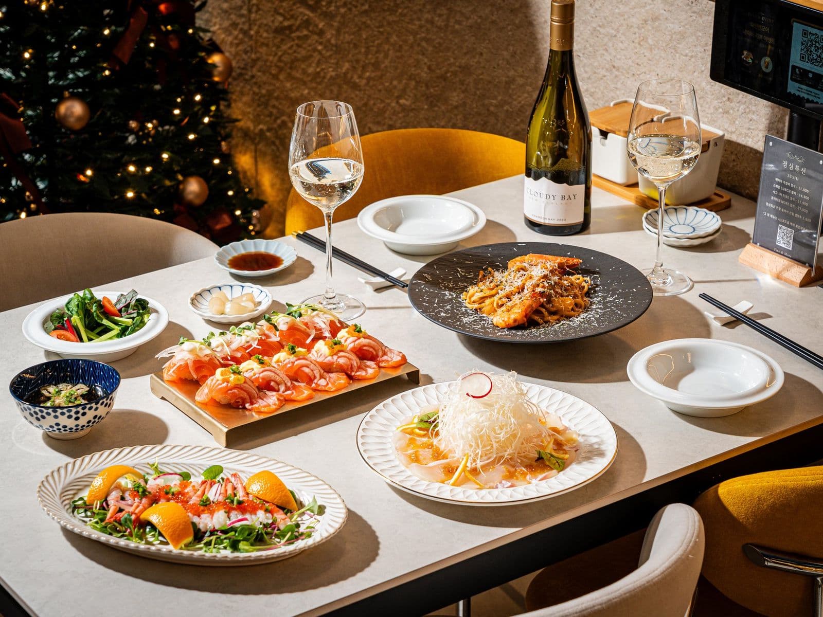 파인앤모어 플레이스사진촬영 - 소몽스튜디오