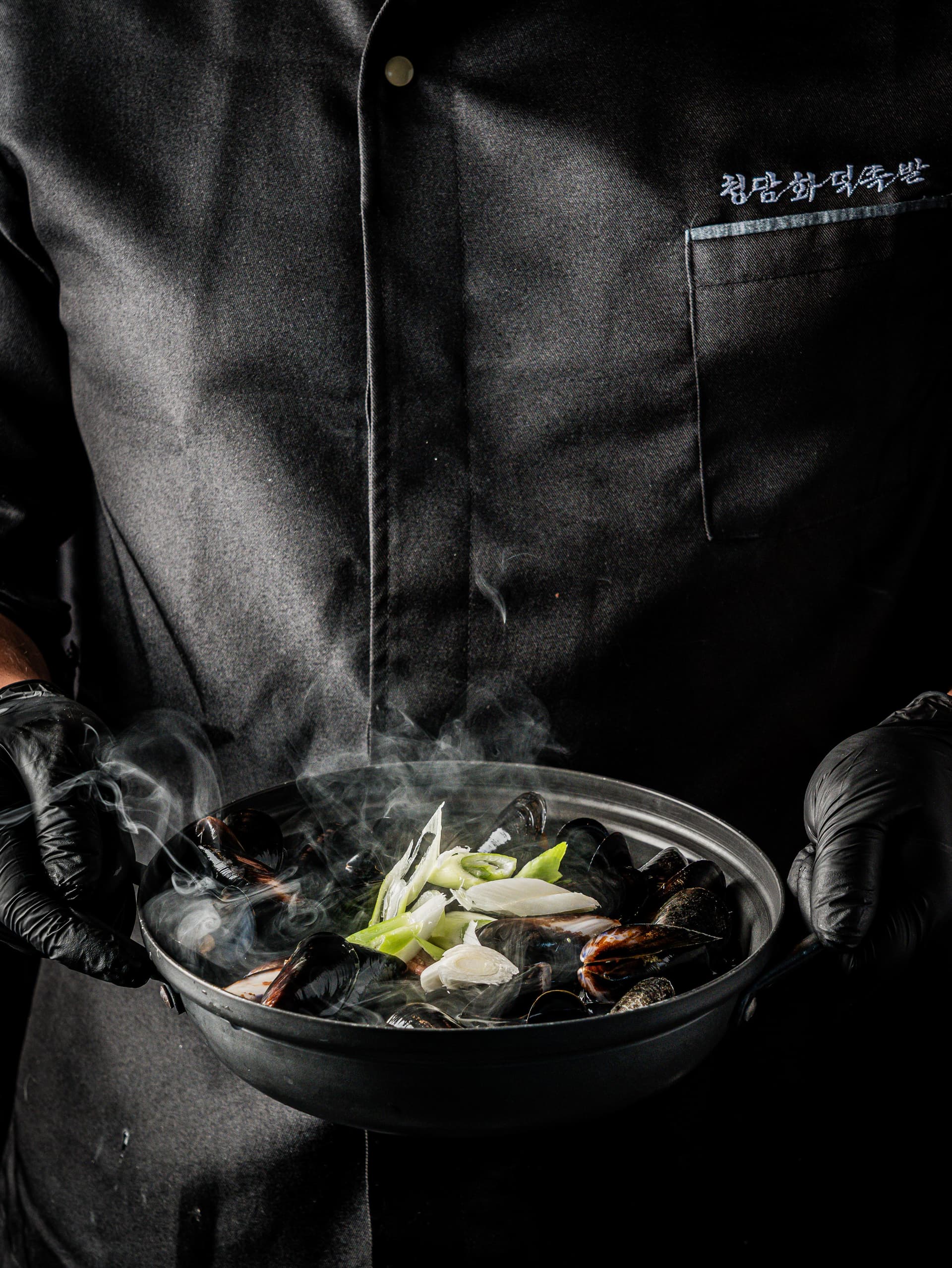 청담화덕족발 광주고산점 포스터촬영 - 소몽스튜디오
